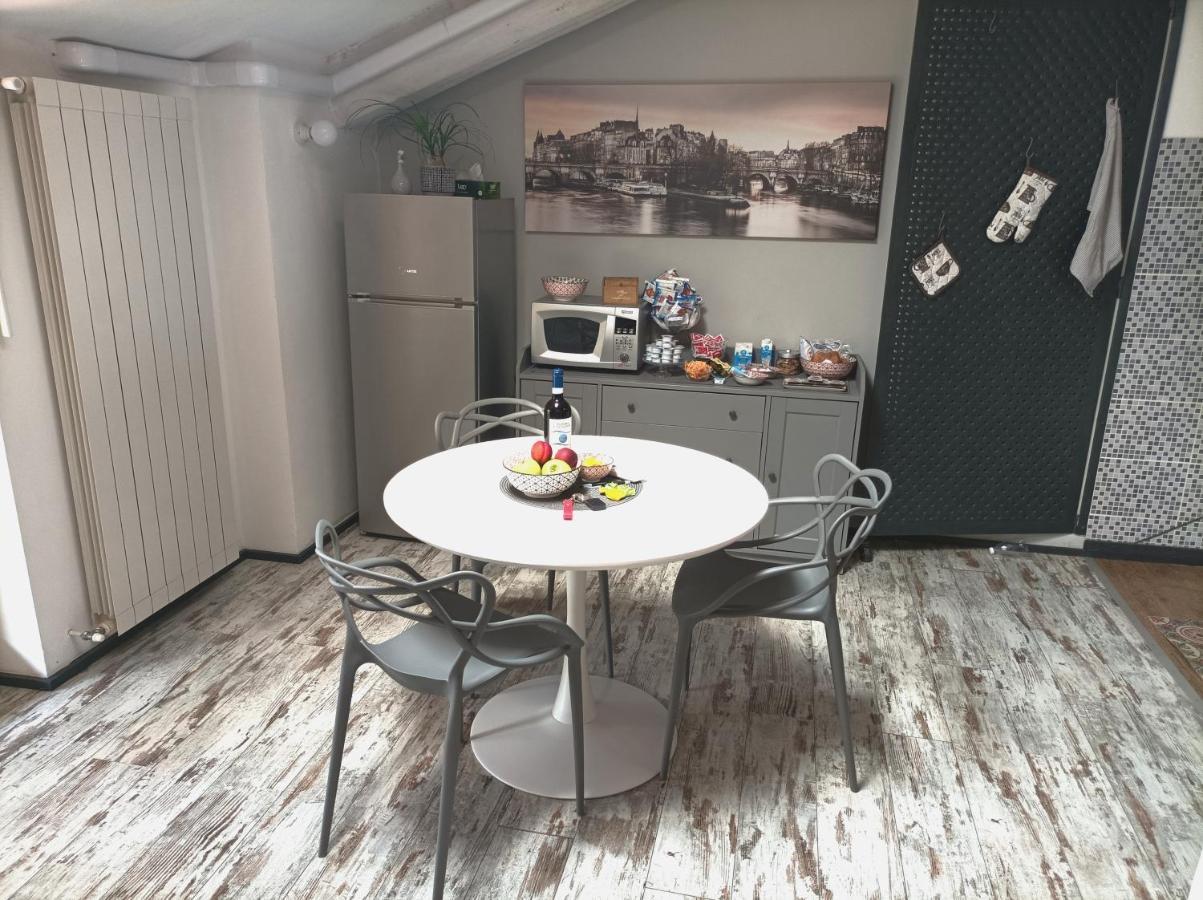La Petite Maison De Claire Кунео Екстериор снимка