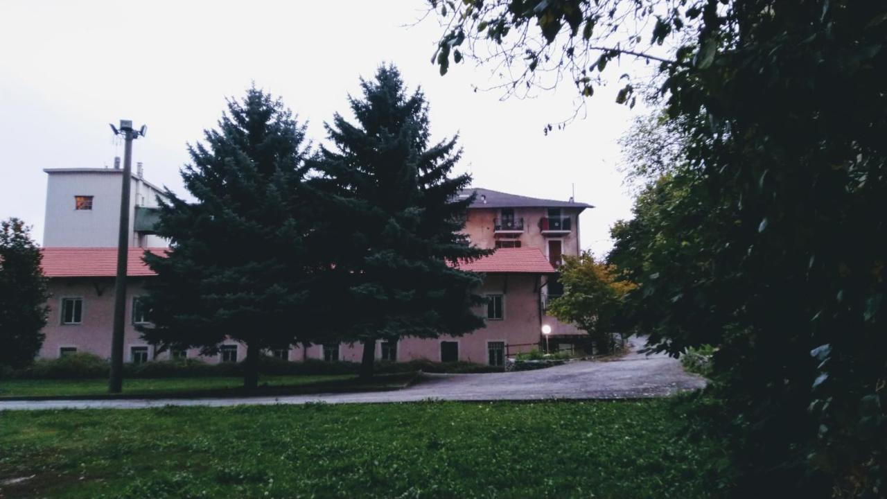 La Petite Maison De Claire Кунео Екстериор снимка